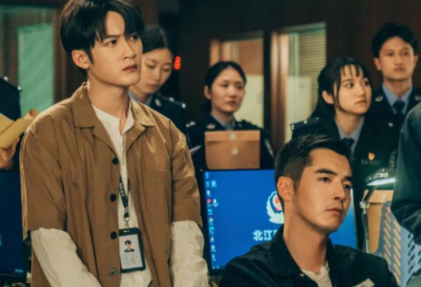 ���µ��Ӿ�2022�Ȳ�����(�ȽϺÿ��¾�ʮ��)